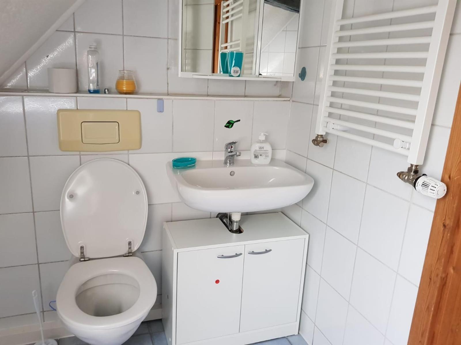 Lmi Haus & Urlaub Monteurwohnungen 2 Muensingen Room photo